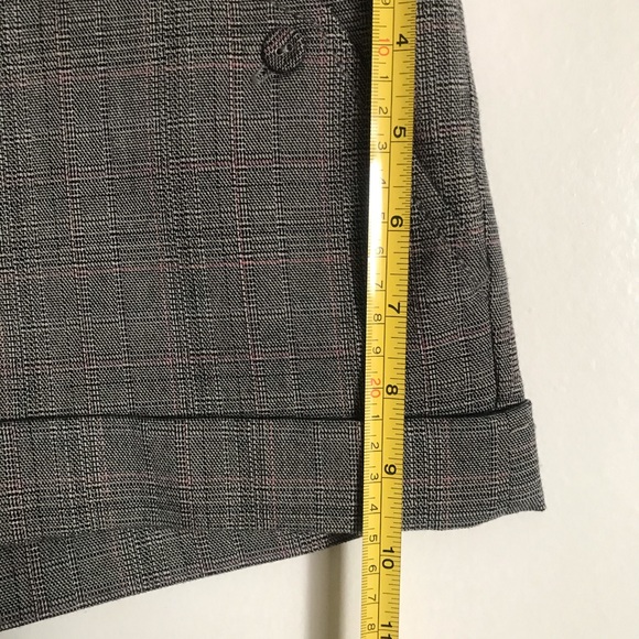 Guess stretchy plaid shorts sz 27 - Picture 6 of 6